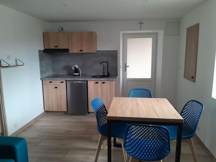 Au Calme Apartment Gilhoc-sur-Ormeze